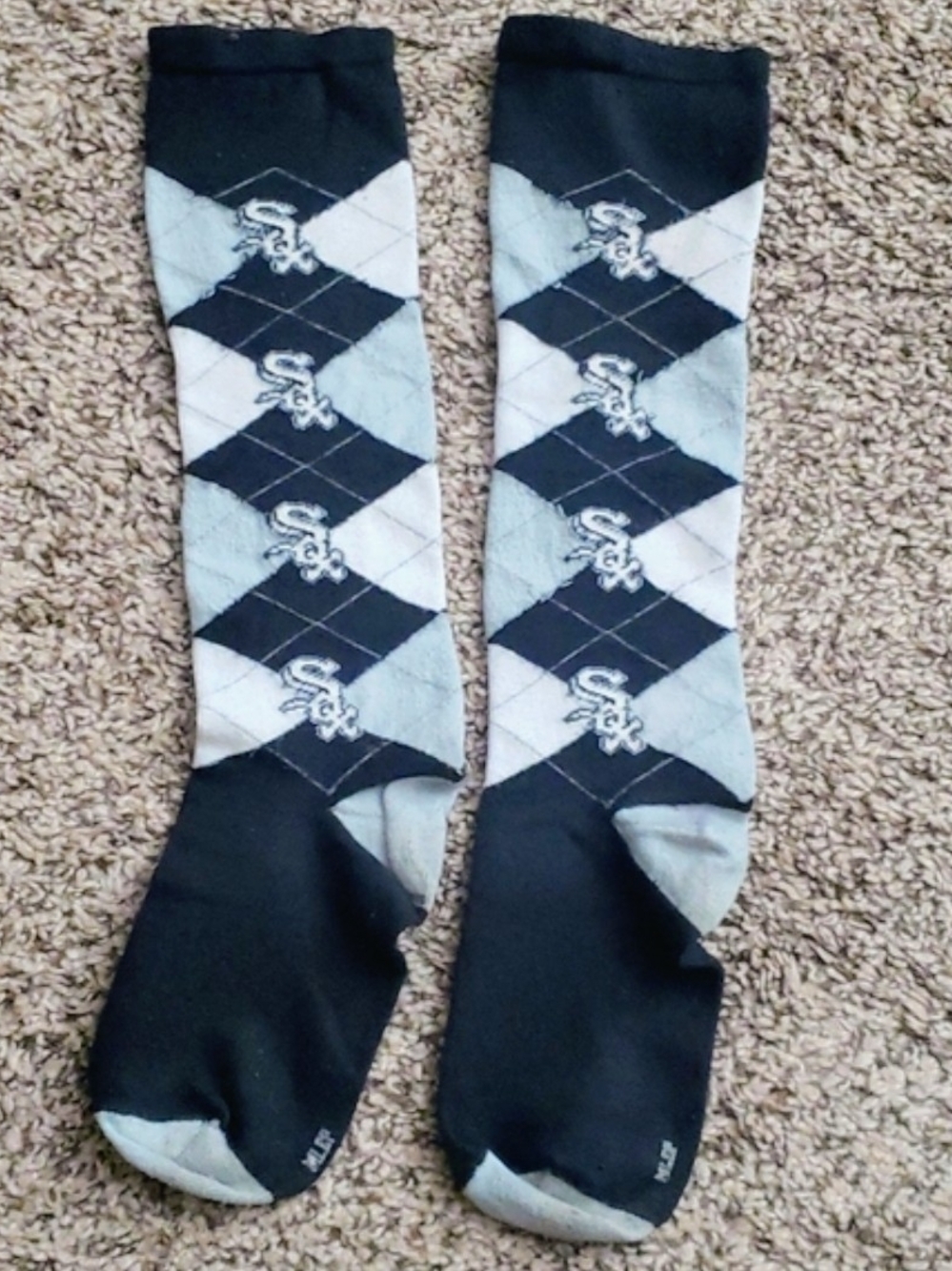 Chicago White SOX Black and White Argyle Crew Socks with Logo